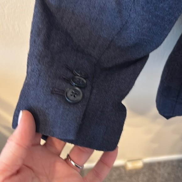 Banana Republic Long and Lean Wool Blend Blazer - Picture 8 of 9